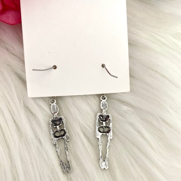 ❤️Fairytale & Company Halloween Earrings 3 for $20 - Picture 2 of 6